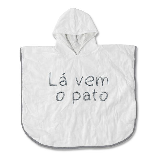 frase lá vem o pato no roupão