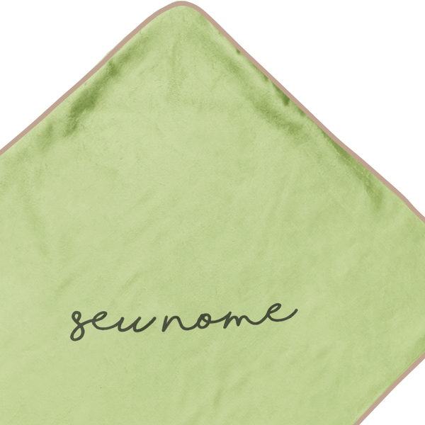 nome na toalha com capuz verde folha