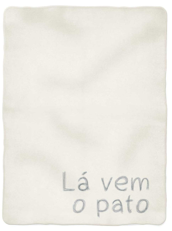 manta-com-frase-la-vem-o-pato-para-bebe